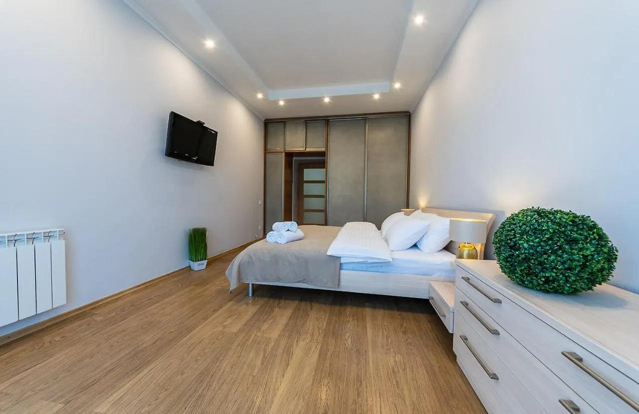 Appartement Khreschatyk. Independence Sq. 2 Br Kiev