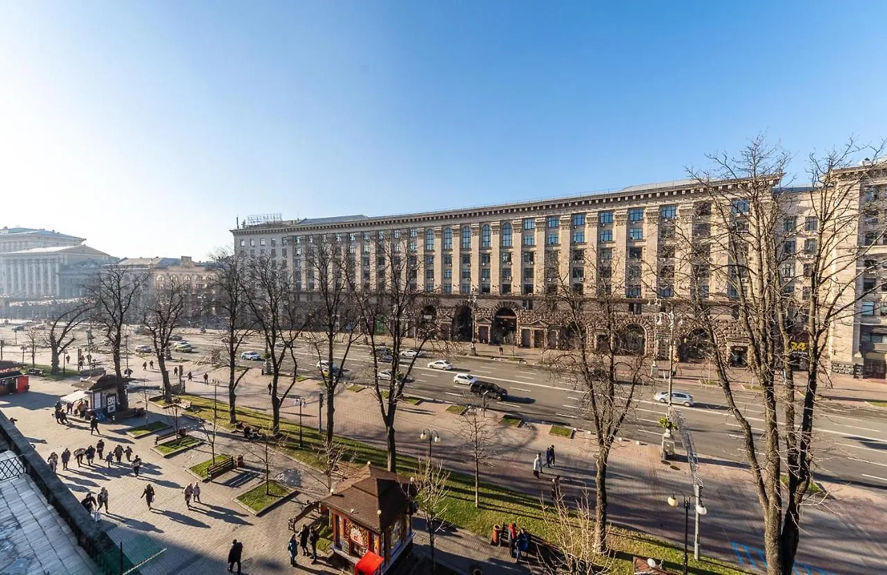 Khreschatyk. Independence Sq. 2 Br Kiev Ucrania
