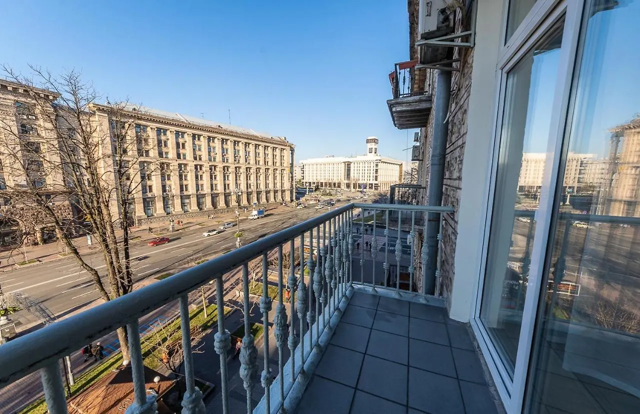 Apartamento Khreschatyk. Independence Sq. 2 Br Kiev Ucrania